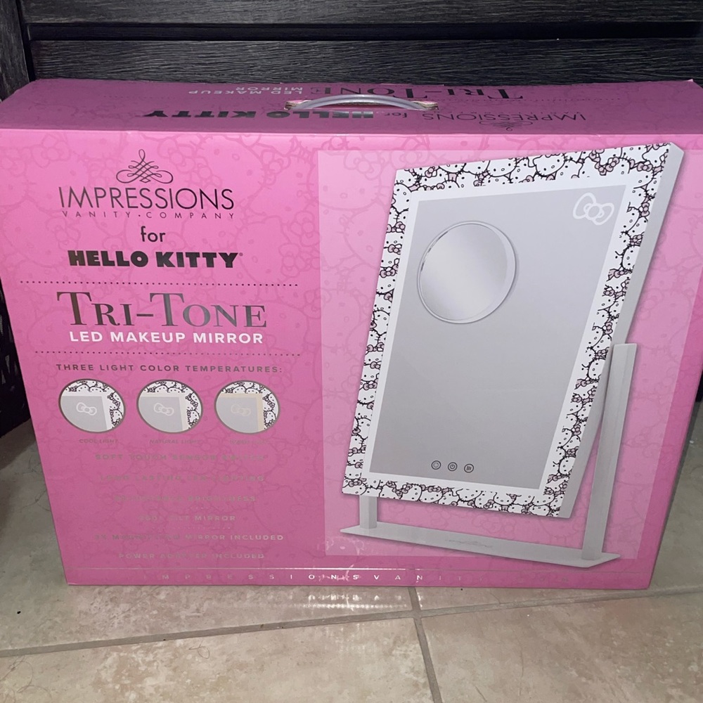 Impressions Vanity Hello Kitty Mirror